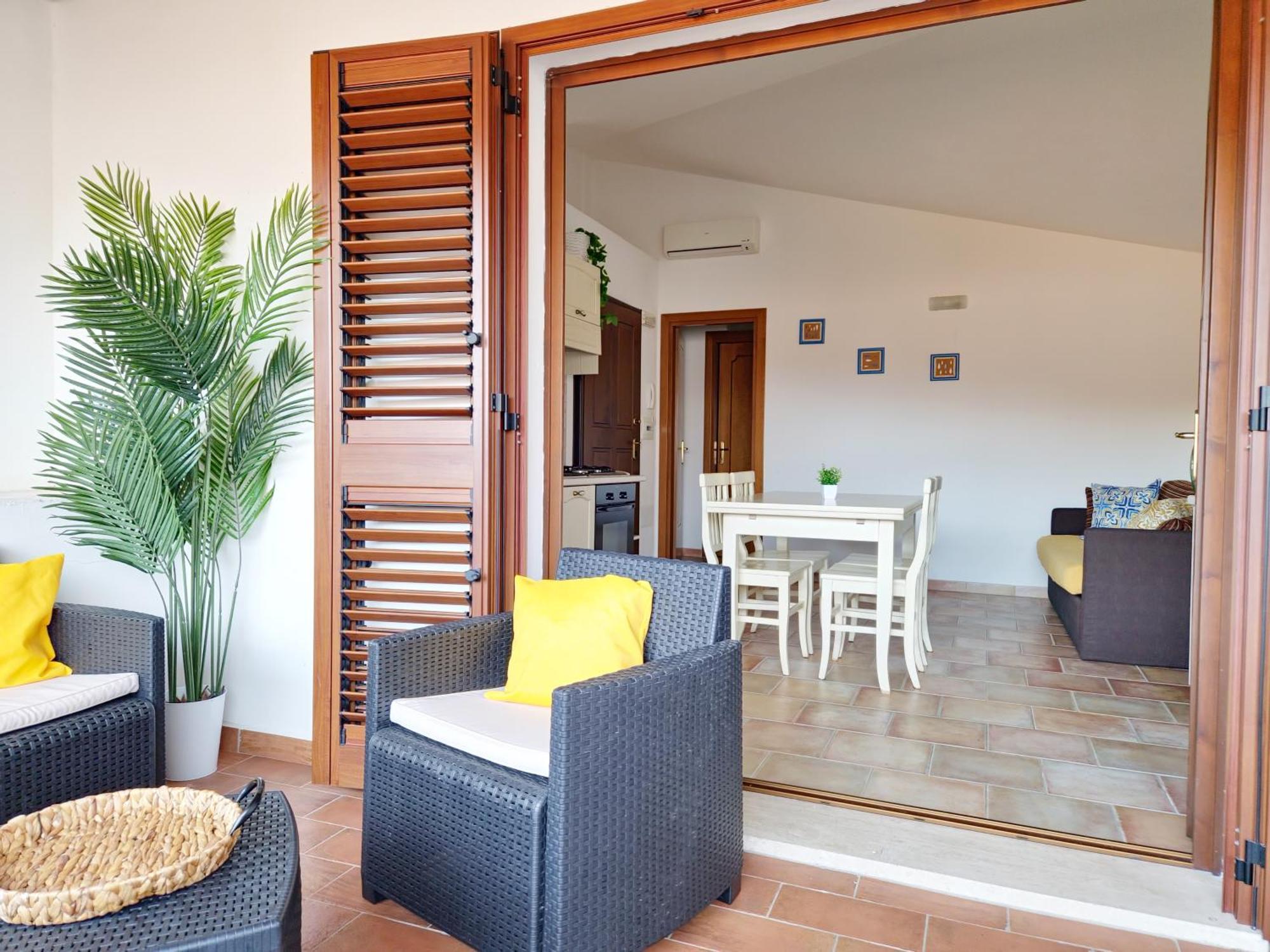 Dommos - Melodie Apartments Cala Liberotto Exterior foto