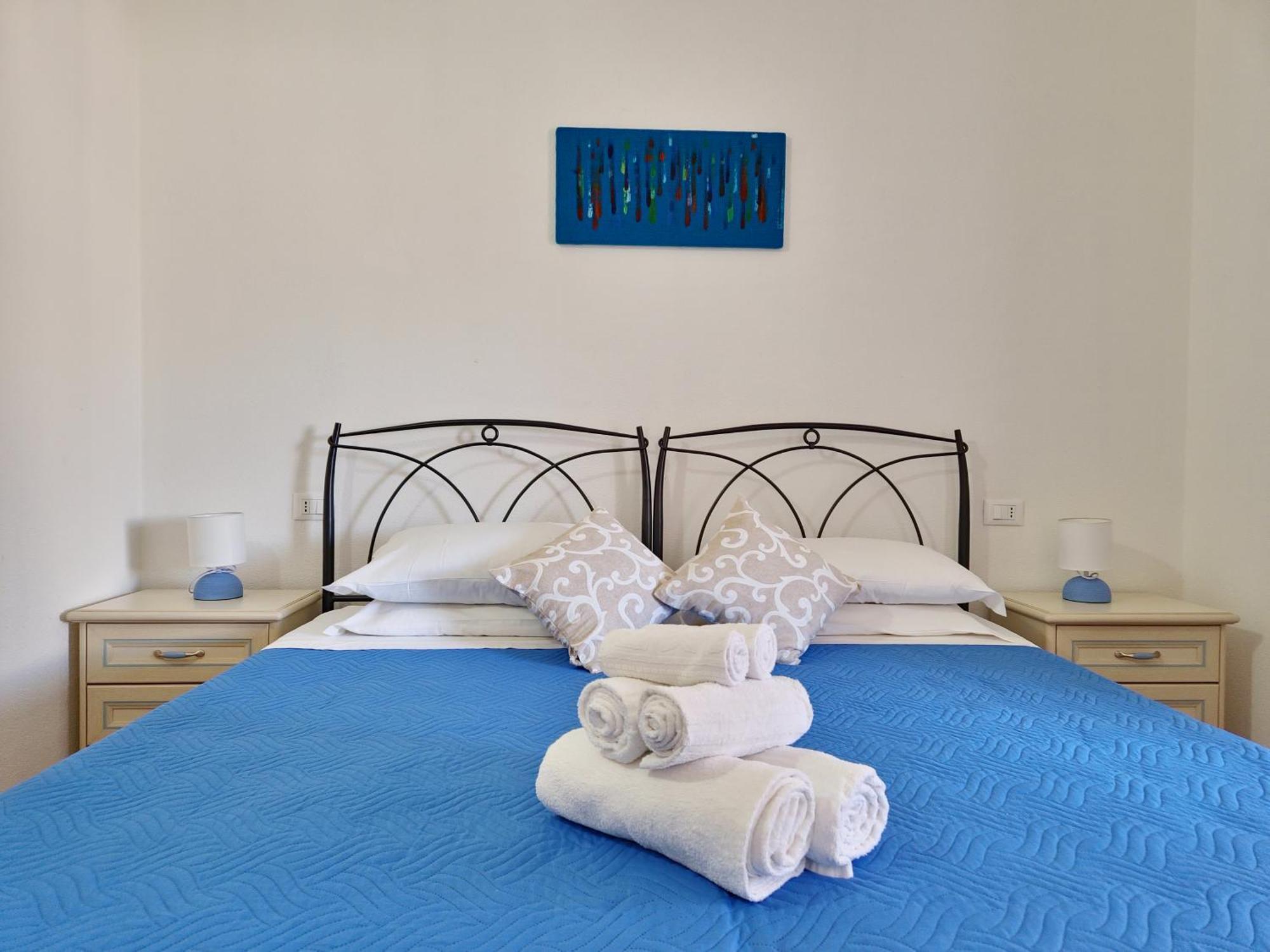 Dommos - Melodie Apartments Cala Liberotto Exterior foto