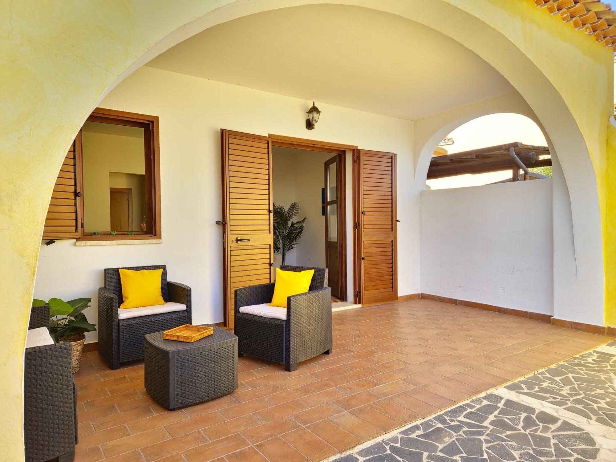 Dommos - Melodie Apartments Cala Liberotto Exterior foto