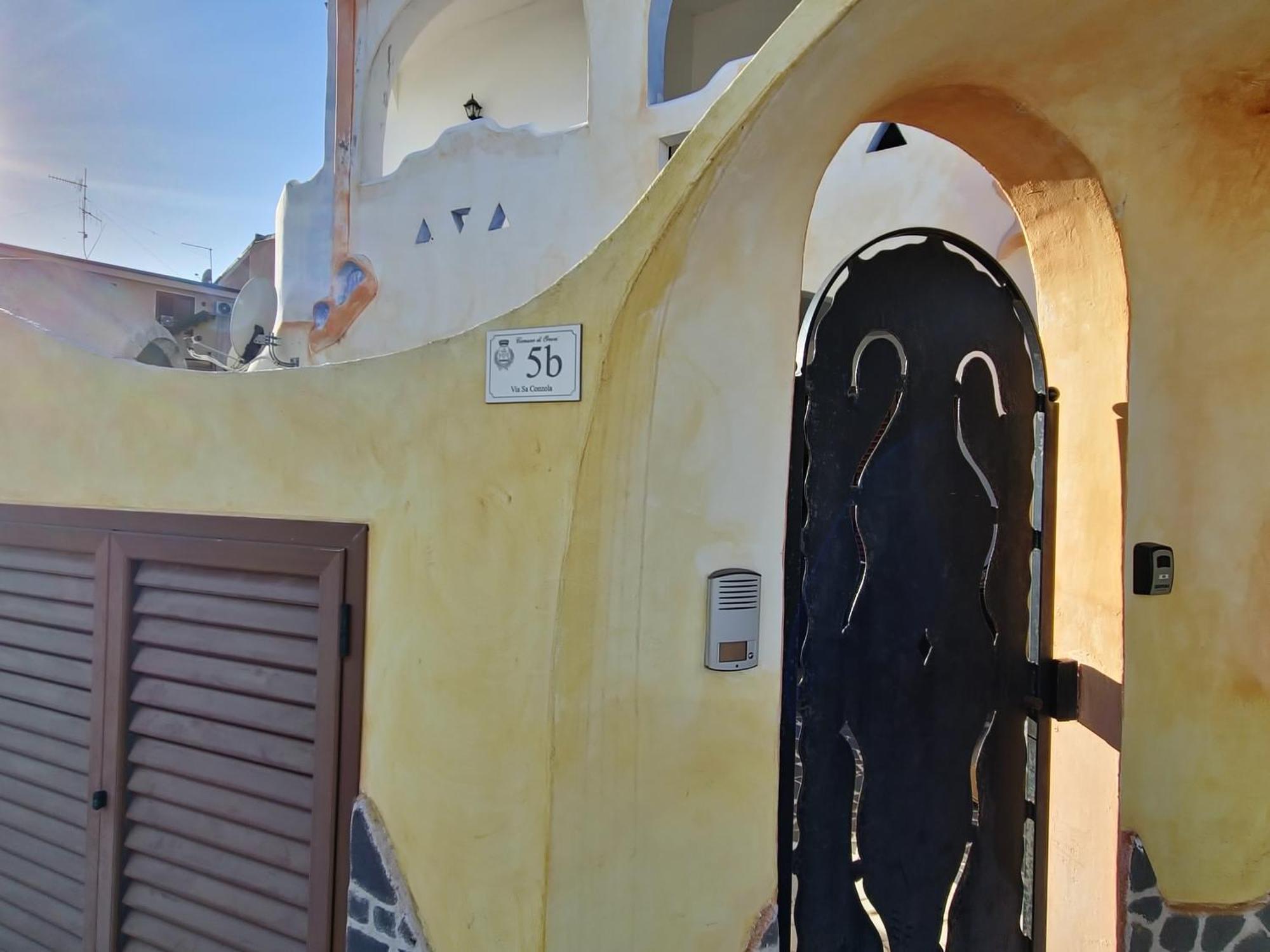Dommos - Melodie Apartments Cala Liberotto Exterior foto