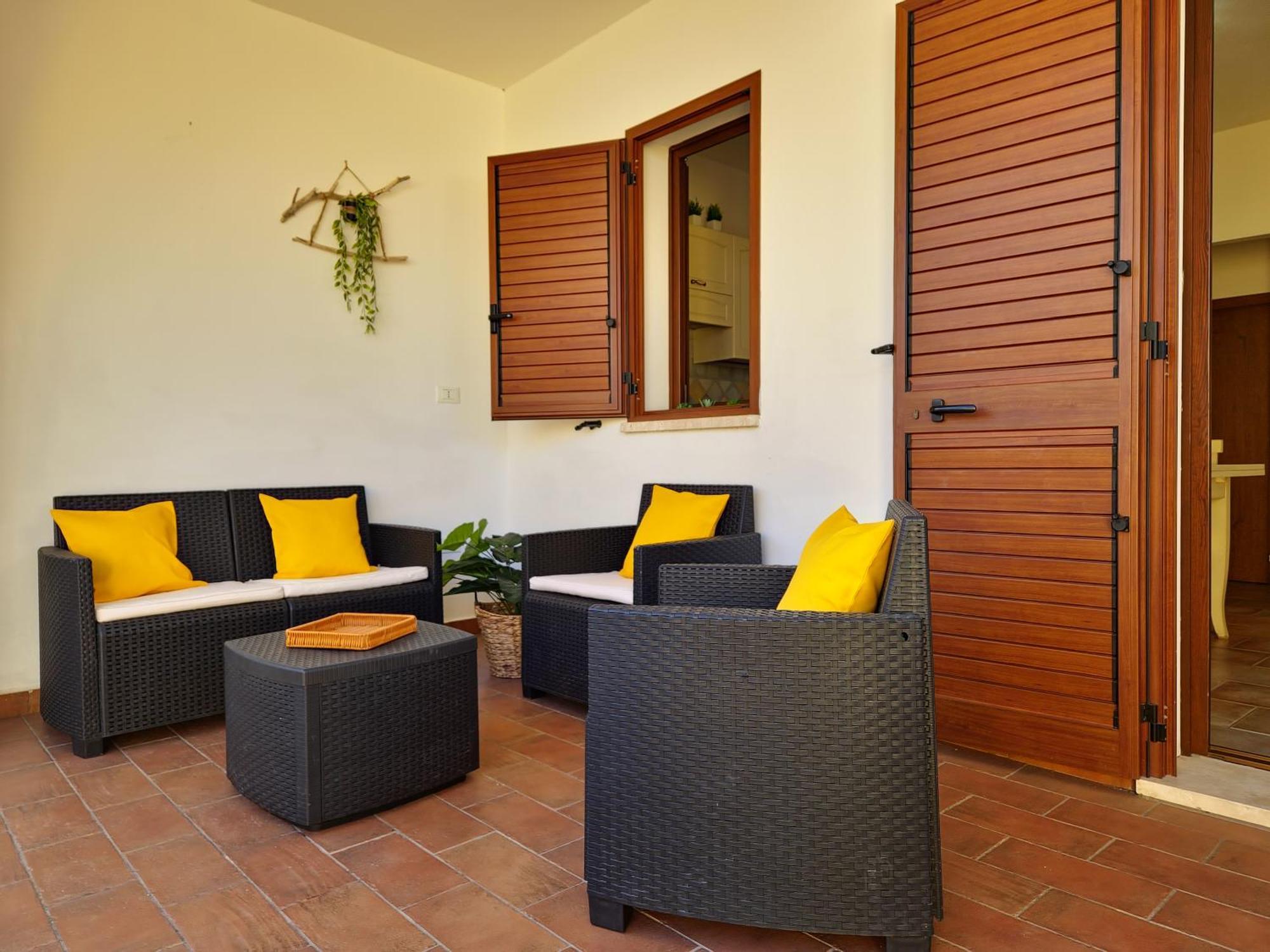 Dommos - Melodie Apartments Cala Liberotto Exterior foto